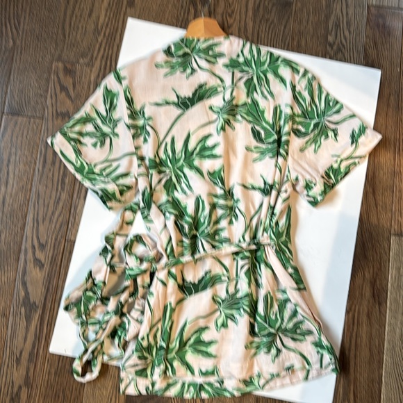 Emily McCarthy Day Robe Top - Picture 5 of 8